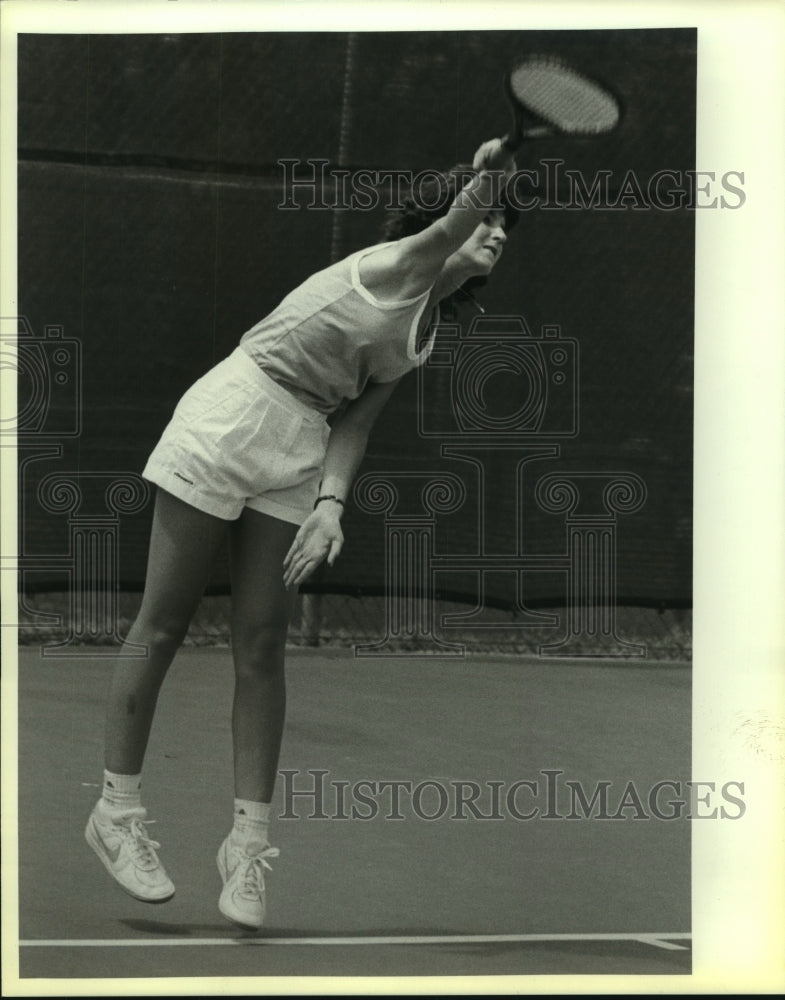 1983 Press Photo Tennis Player Gail Gibson - sas09873- Historic Images