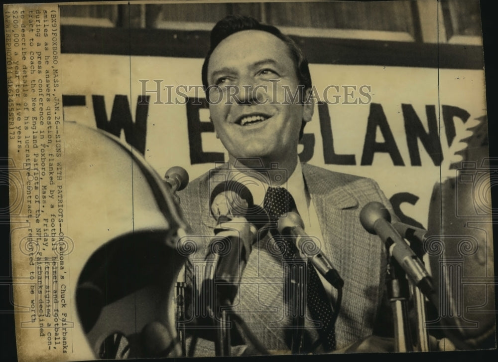 1973 Press Photo Chuck Fairbanks, New England Patriots Football Coach- Historic Images