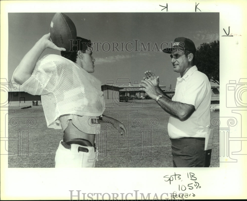 1989 Press Photo John Ferrara, Roosevelt High School Football Coach and Player- Historic Images