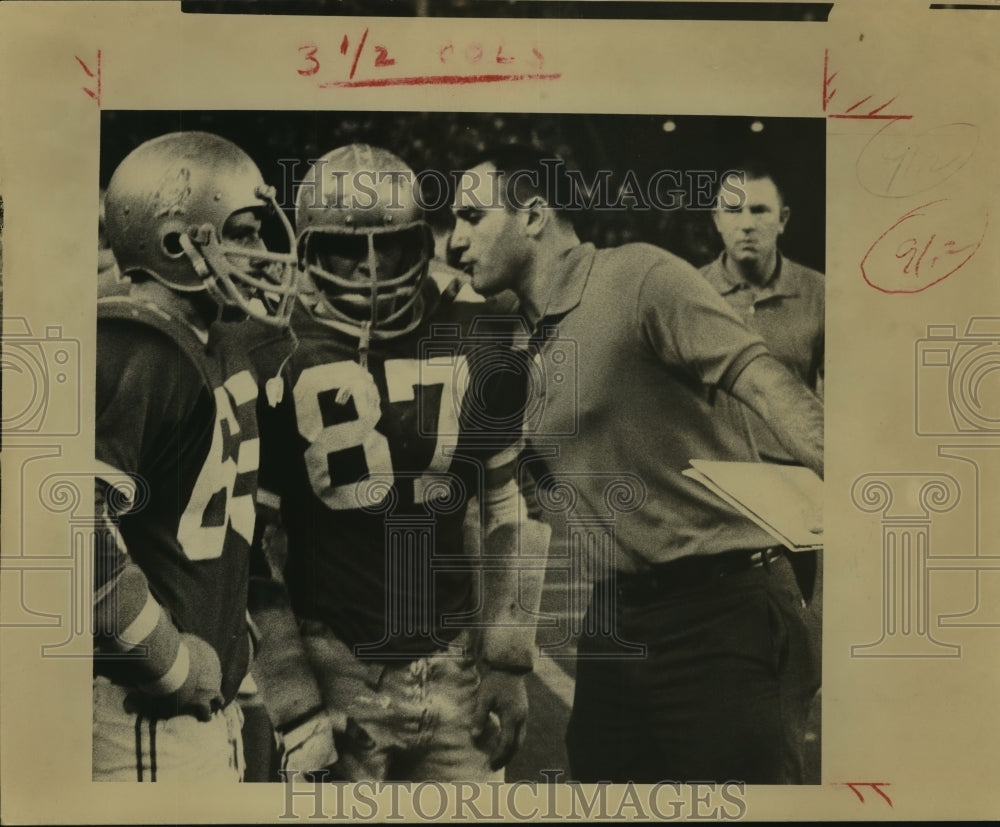 Press Photo John Ferrara, Roosevelt High School Football Coach and Players- Historic Images
