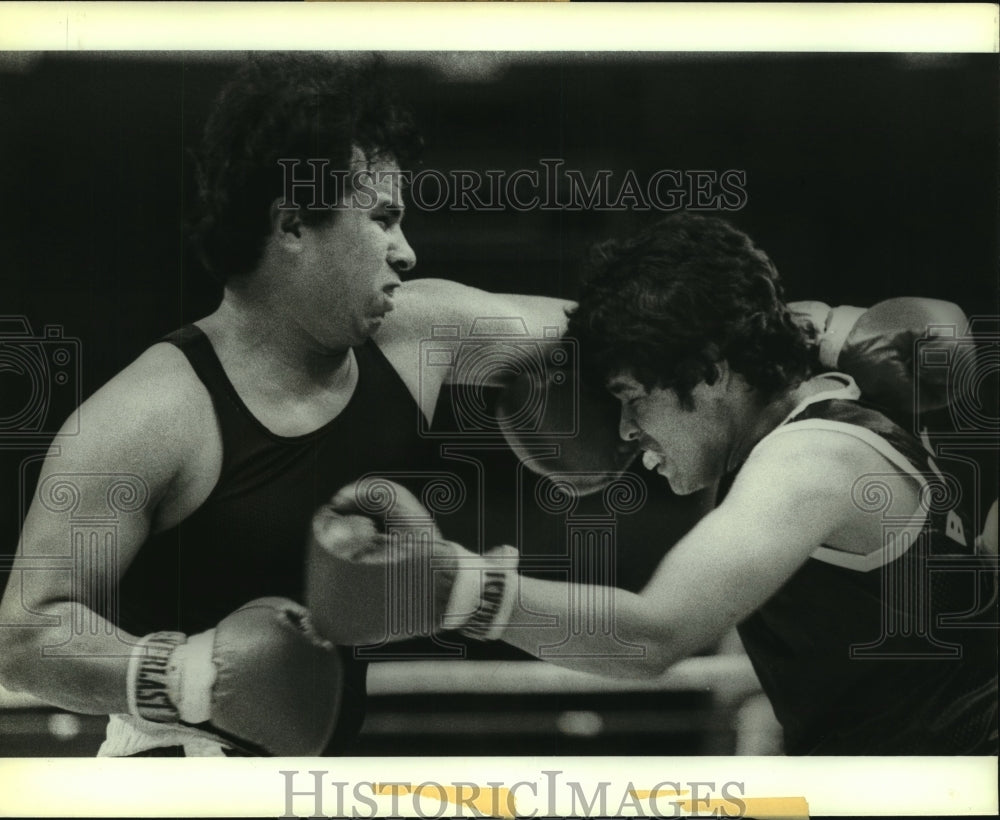 1983 Press Photo Boxers Victor Bosmans and John Ramon at Golden Gloves Bout- Historic Images