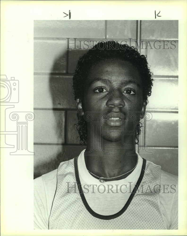 1989 Press Photo Sam Houston High basketball player James Campbell - sas10119- Historic Images