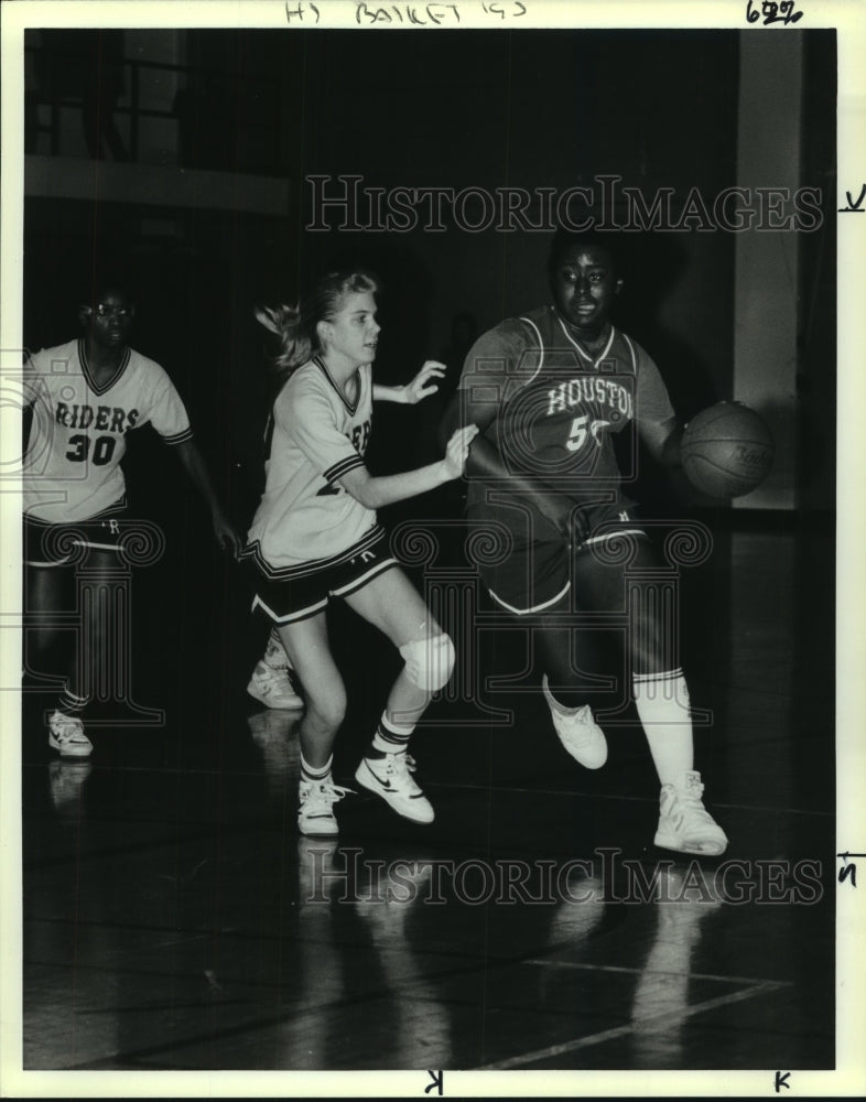 1990 Press Photo Sam Houston High girls basketball player Jennifer Neals- Historic Images