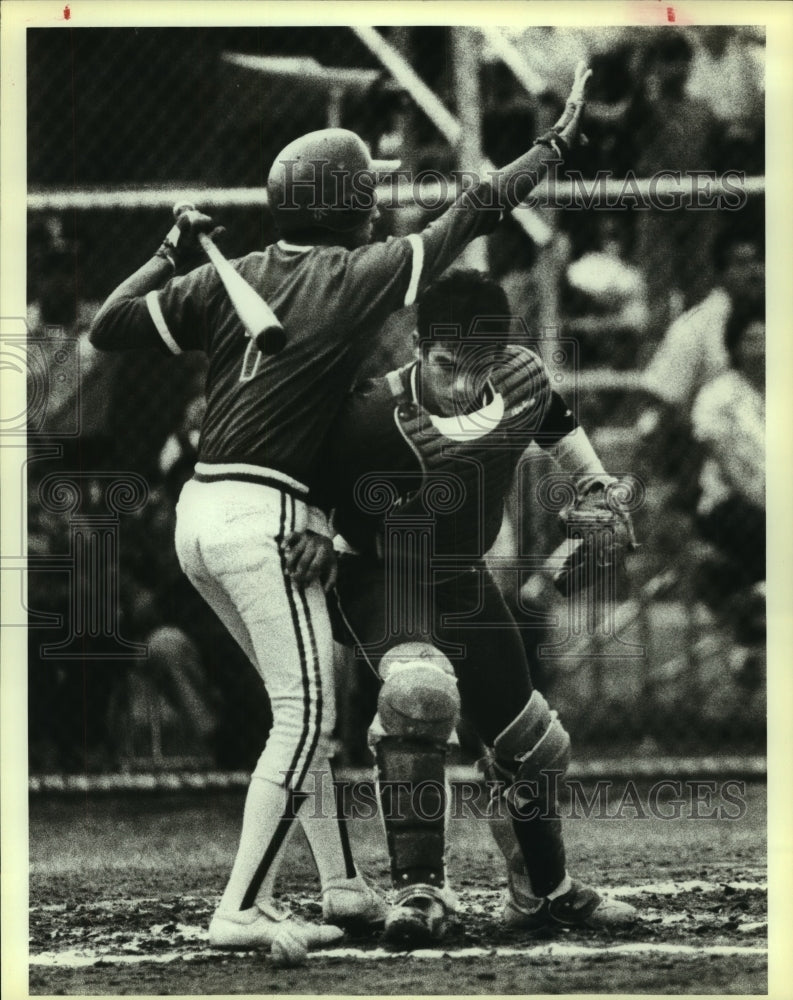 1983 Press Photo Laredo and Burbank play high school baseball - sas10214- Historic Images