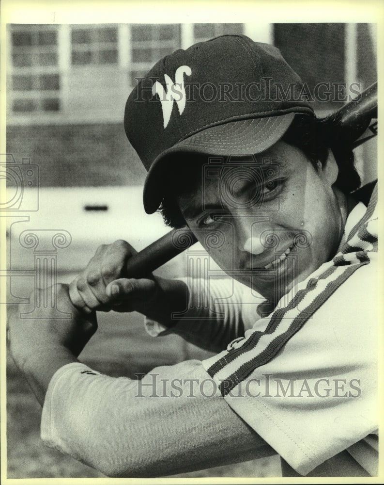 1986 Press Photo Wheatley High baseball player Lupe DeLeon - sas10218- Historic Images