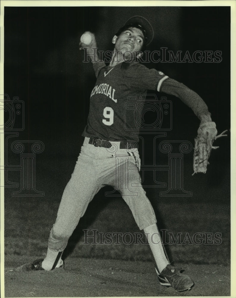 1986 Press Photo Memorial High baseball pitcher Adolf Magaunanaz - sas10227- Historic Images