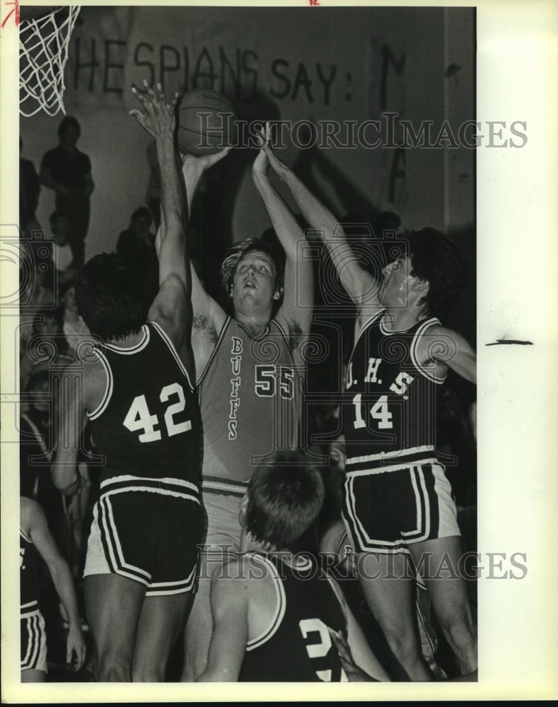 1985 Press Photo Clemens and Uvalde play boys high school basketball - sas10245- Historic Images