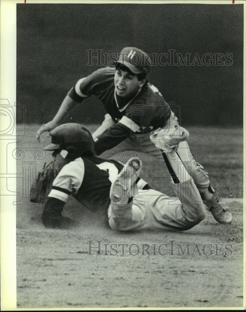 1985 Press Photo Holmes and Marshall play high school baseball - sas10308- Historic Images