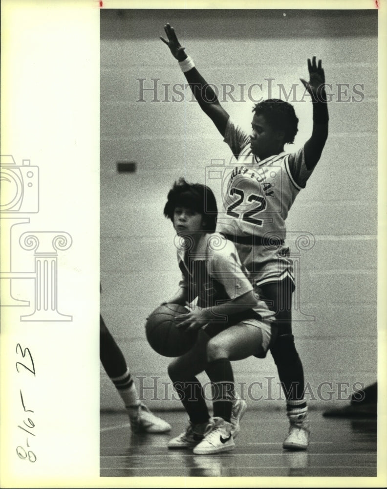1984 Press Photo John Jay and Lee play girls high school basketball - sas10371- Historic Images
