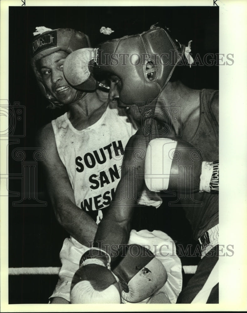 1989 Press Photo Golden Gloves boxers Sulustian Carrero and San Martin Ramirez- Historic Images