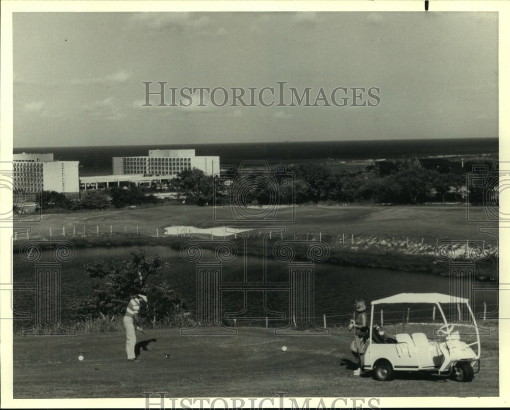 Press Photo The Wyndham Rose Hall Beach Hotel and Country Club course- Historic Images