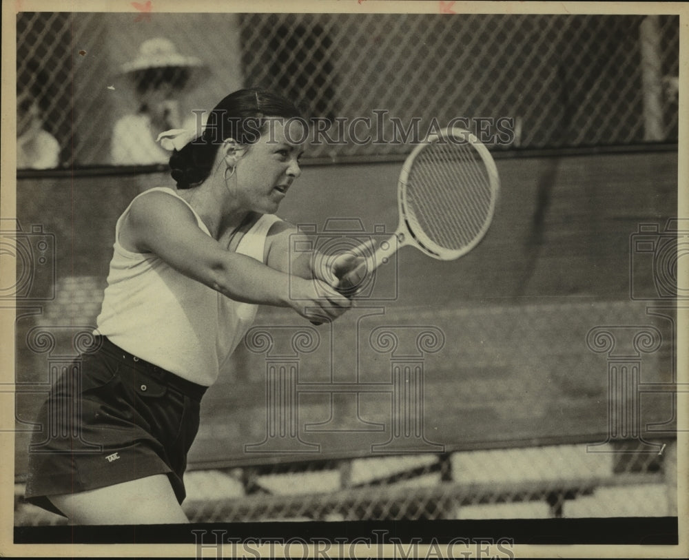 1977 Press Photo Trinity University tennis player Carrie Fleming - sas10414- Historic Images