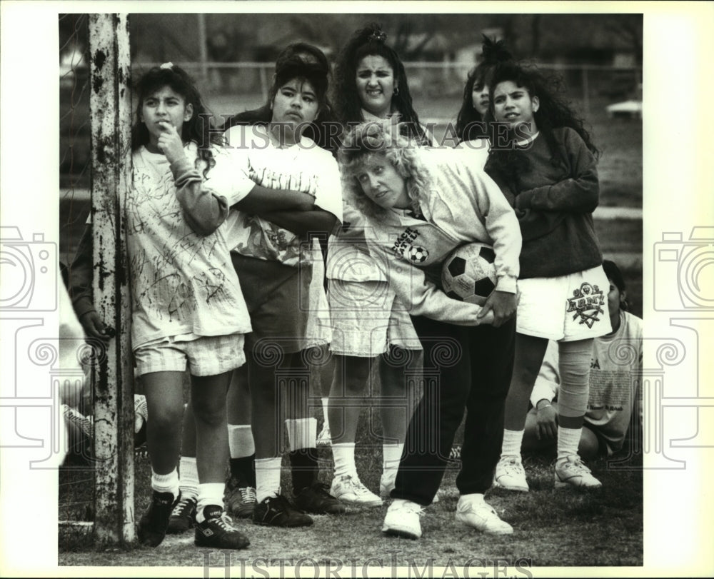 1991 Press Photo Jeanne Gately, Edison High School Girls Soccer Coach- Historic Images