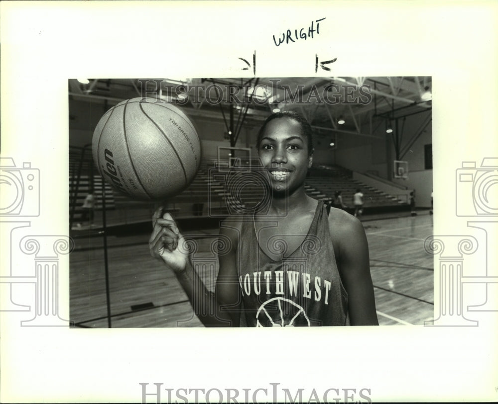 1993 Press Photo Tiffany Wright, Southwest High School Basketball Player- Historic Images