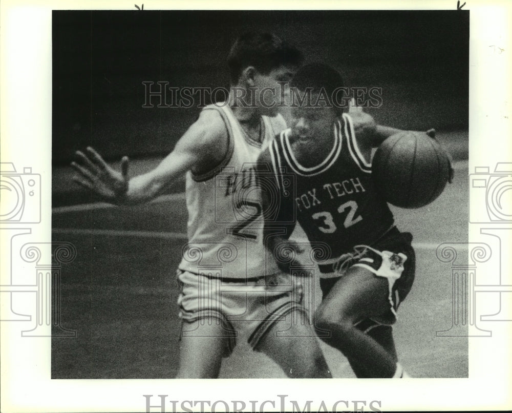 1990 Press Photo Chris Brown, Fox Tech High School Basketball Player at Game- Historic Images