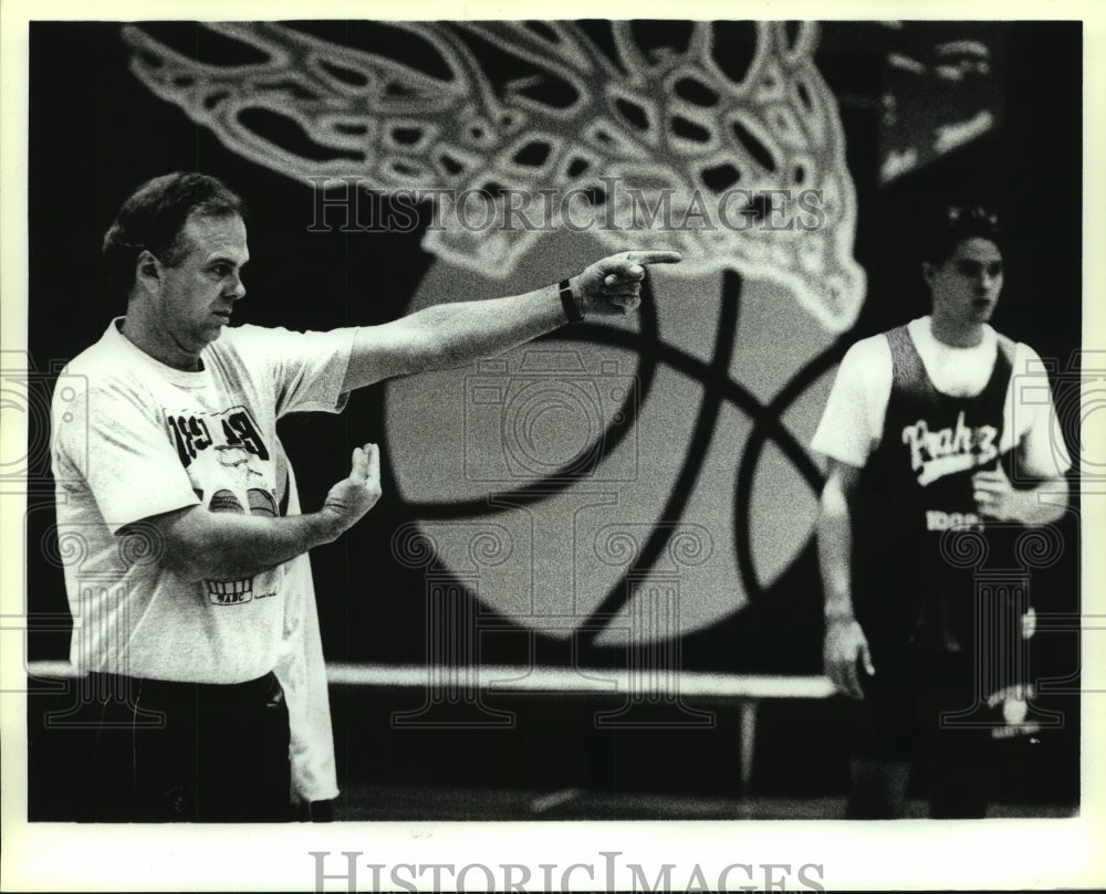 1991 Press Photo Lee Stubbs, MacArthur High School Head Basketball Coach- Historic Images