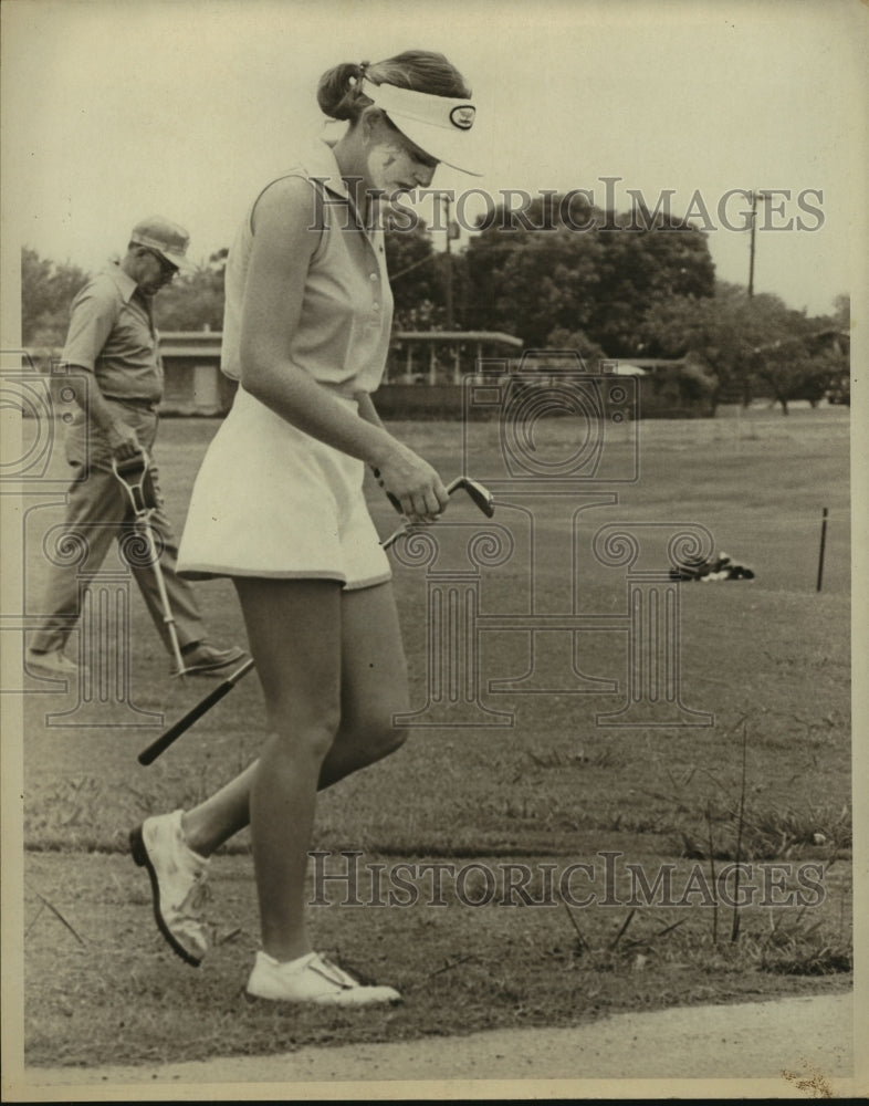 Press Photo Golfers on Course - sas10662- Historic Images