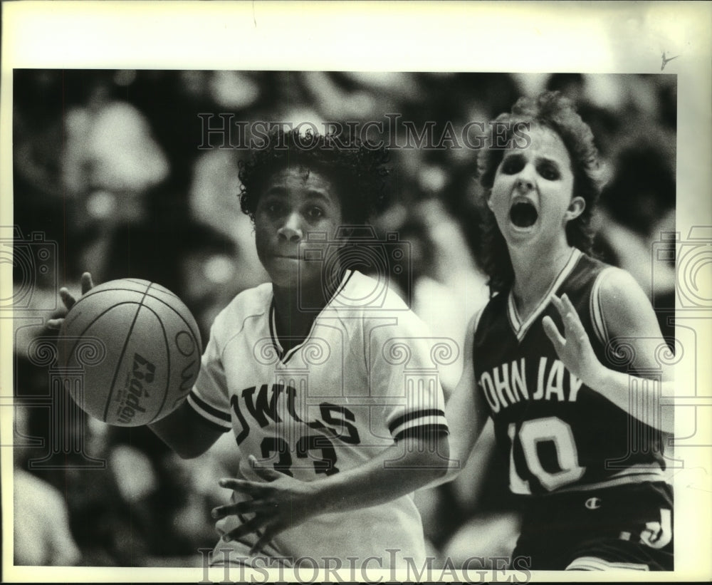 1985 Press Photo Kim Smith, Highland High School Basketball Player at Jay Game- Historic Images