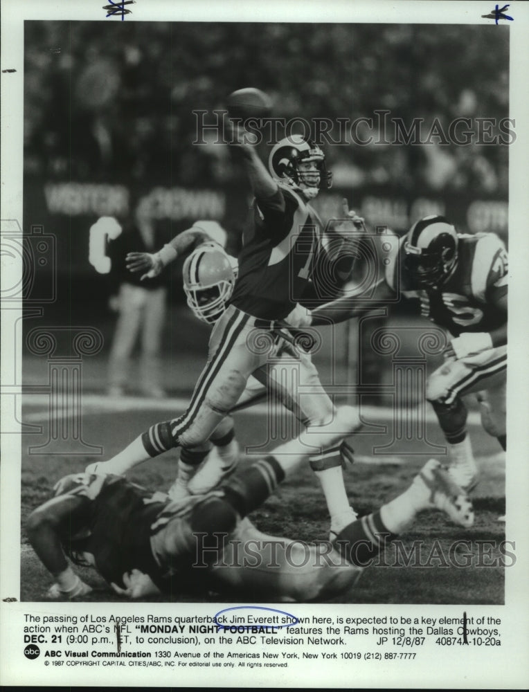 1987 Press Photo Jim Everett, Los Angeles Rams Football Quarterback at Game- Historic Images