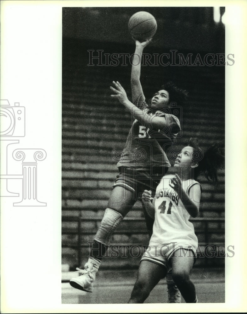 1991 Press Photo Sam Houston and Jefferson High School Girls Basketball Players- Historic Images