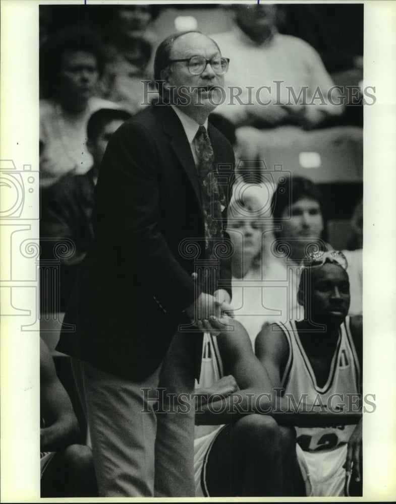 1991 Press Photo Stu Garner, University of Texas San Antonio Basketball Coach- Historic Images