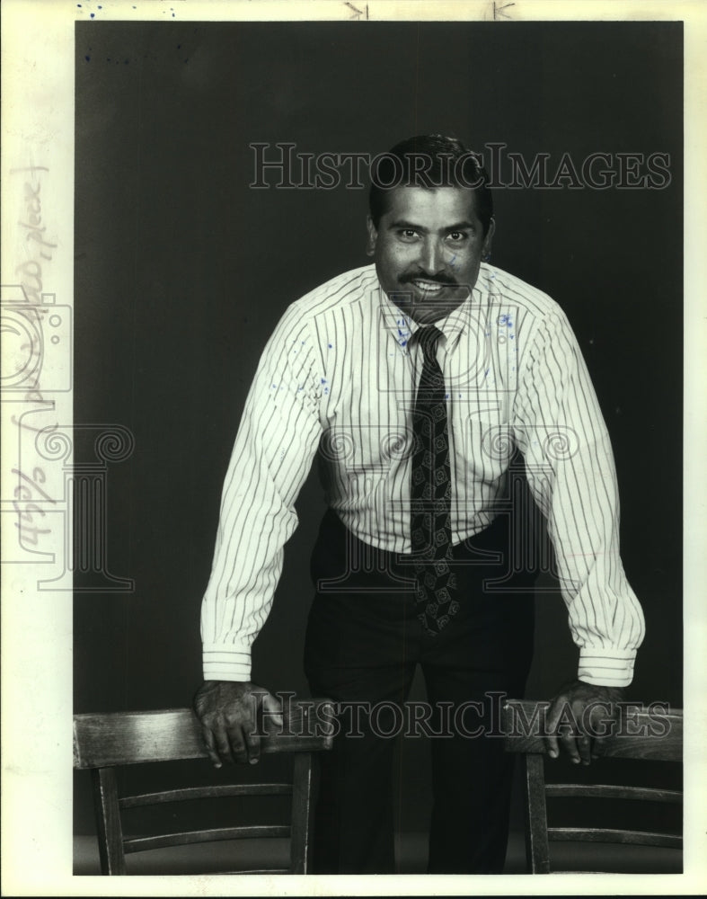 1992 Press Photo David Flores - sas11110- Historic Images