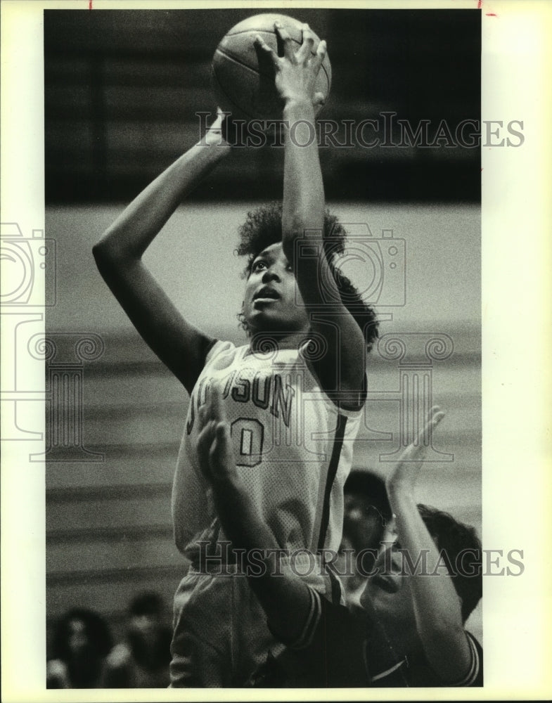 1986 Press Photo Ericka Hollins, Judson High School Basketball Player at Game- Historic Images