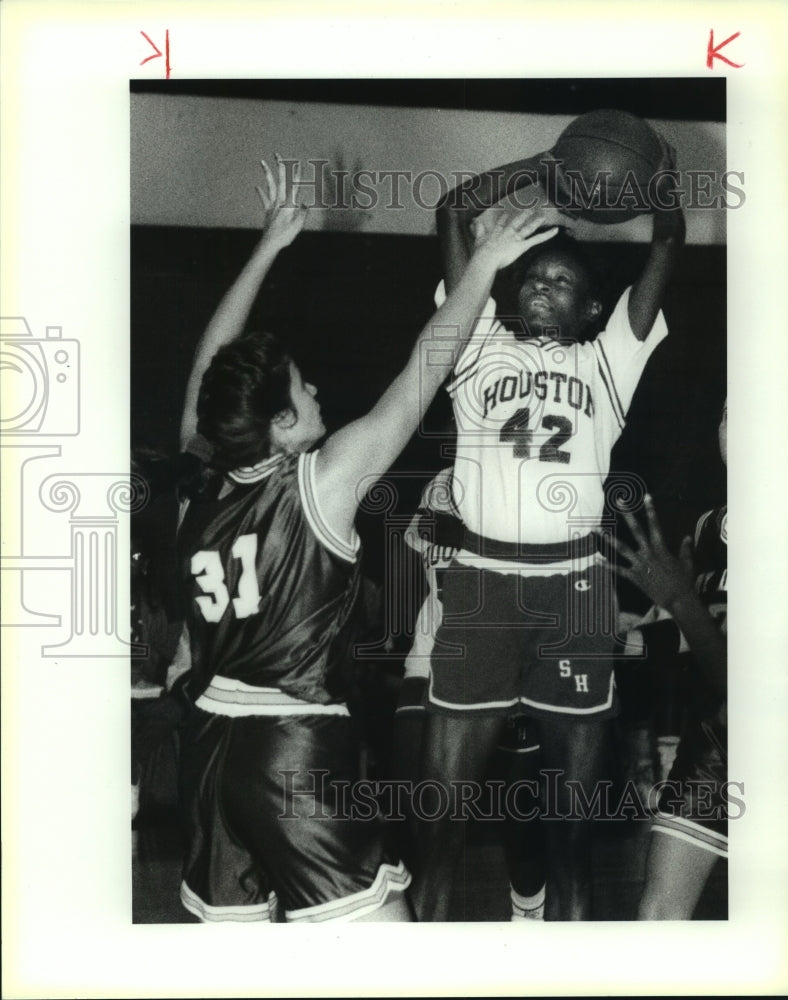 1992 Press Photo Sam Houston and San Marcos High School Basketball Players- Historic Images