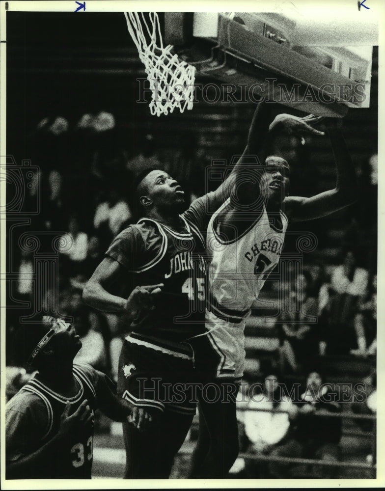 1990 Press Photo Sam Houston and John Jay High School Basketball Players at Game- Historic Images