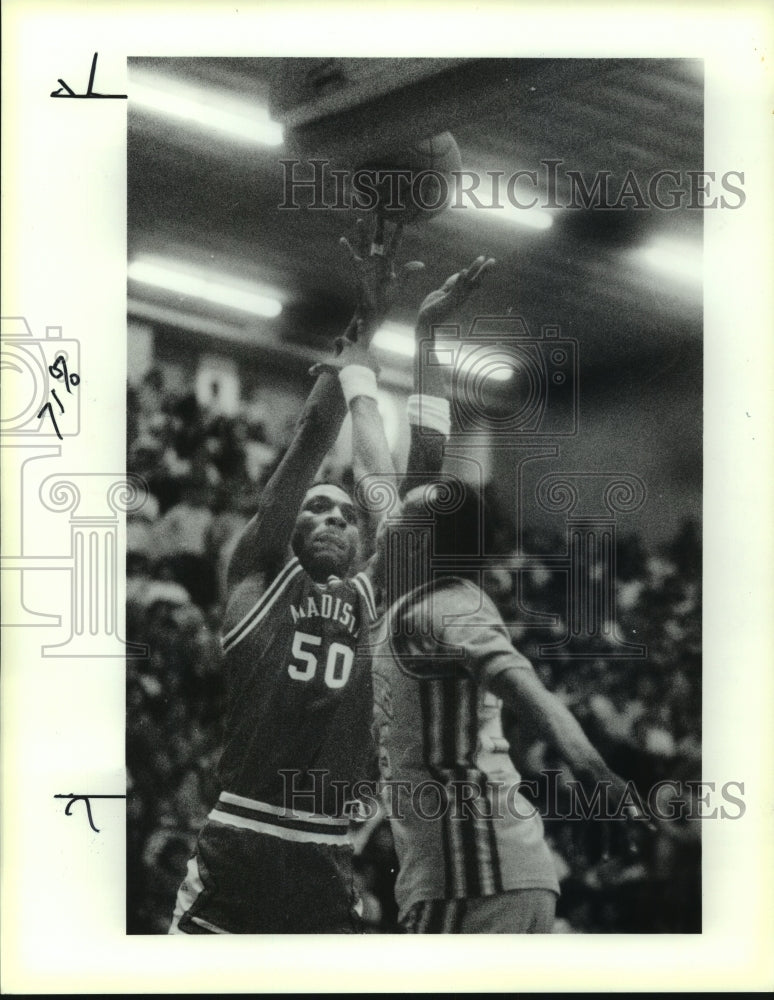 1990 Press Photo Jason Boyd, Madison High School Basketball Player at Lee Game- Historic Images