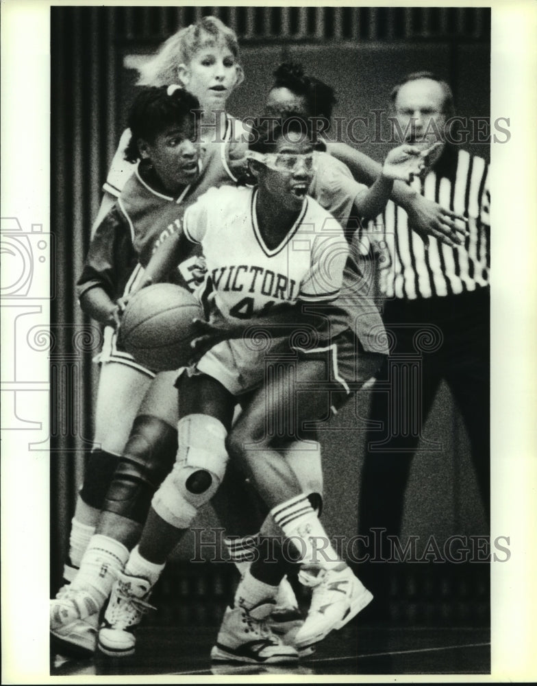 1991 Press Photo Veronica Barefield, Victoria High School Basketball Player- Historic Images