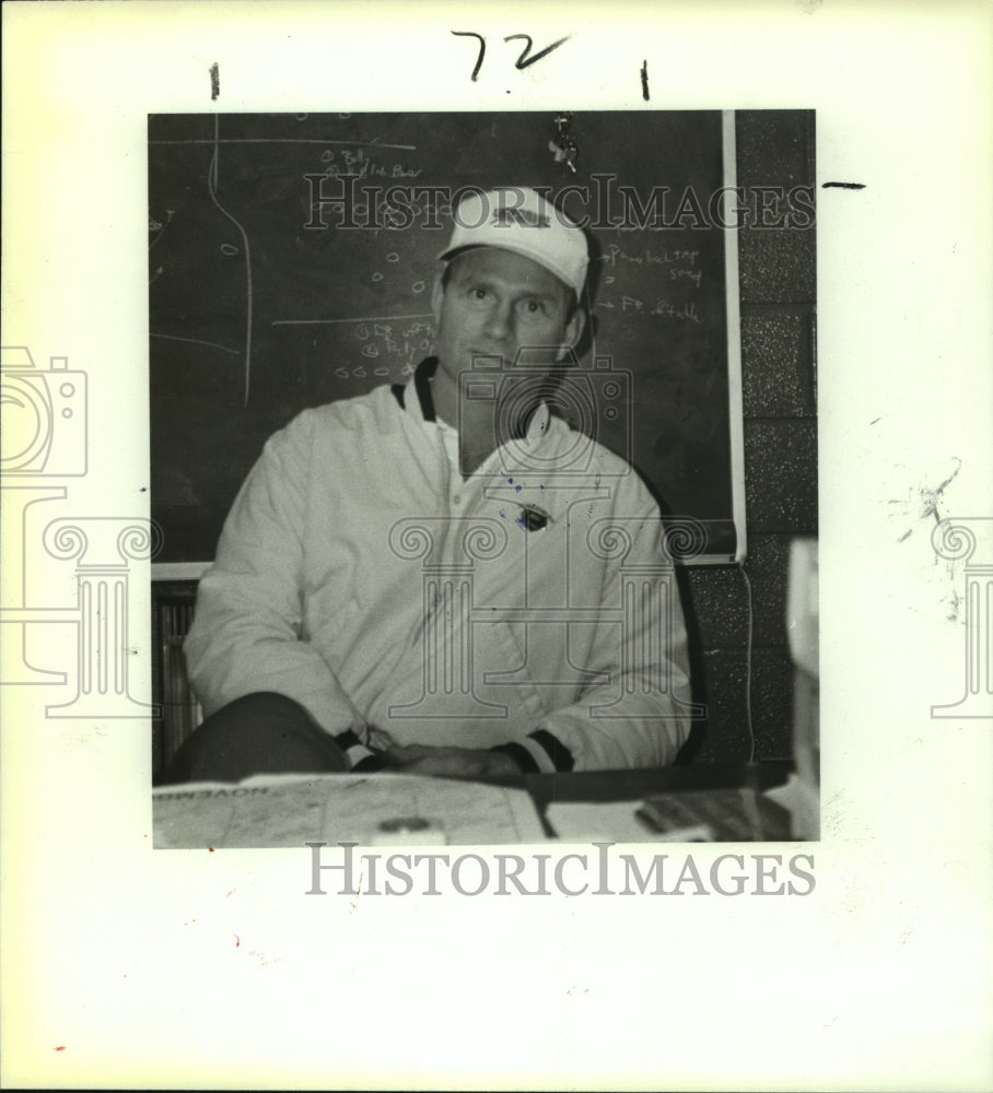 1989 Press Photo David Husmann, Schulenburg High School Football Coach- Historic Images