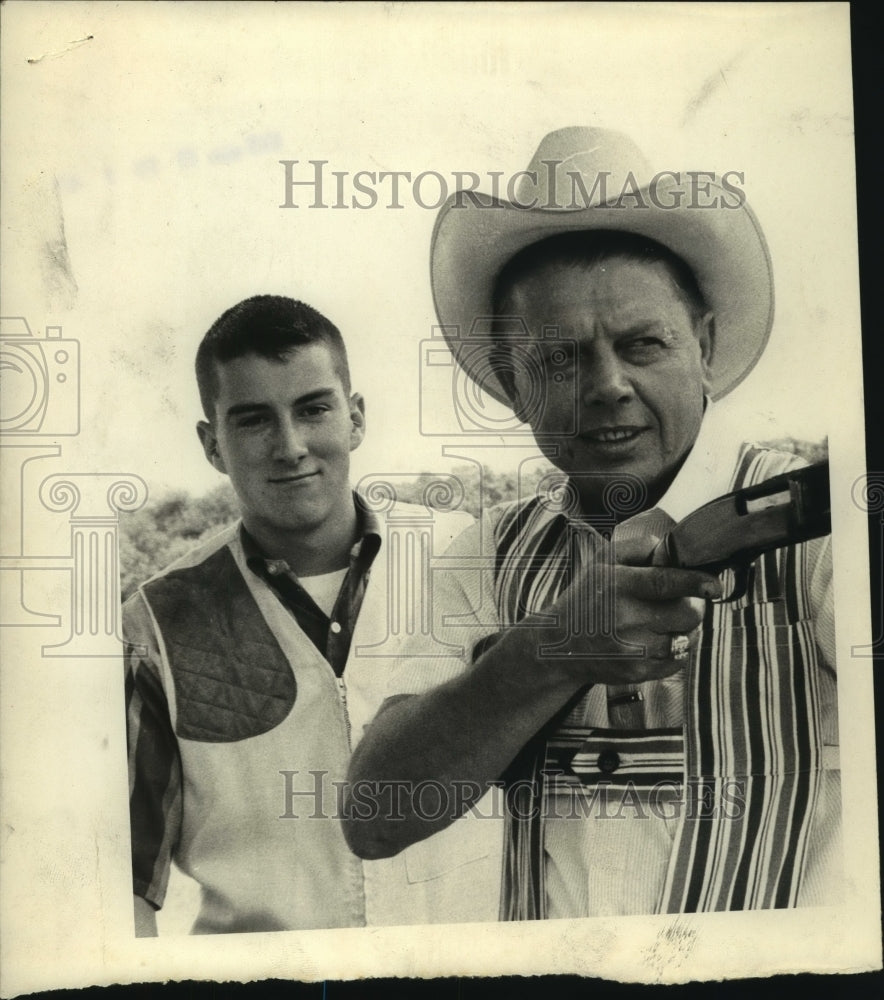 1965 Press Photo Glen Hummel - sas11361- Historic Images