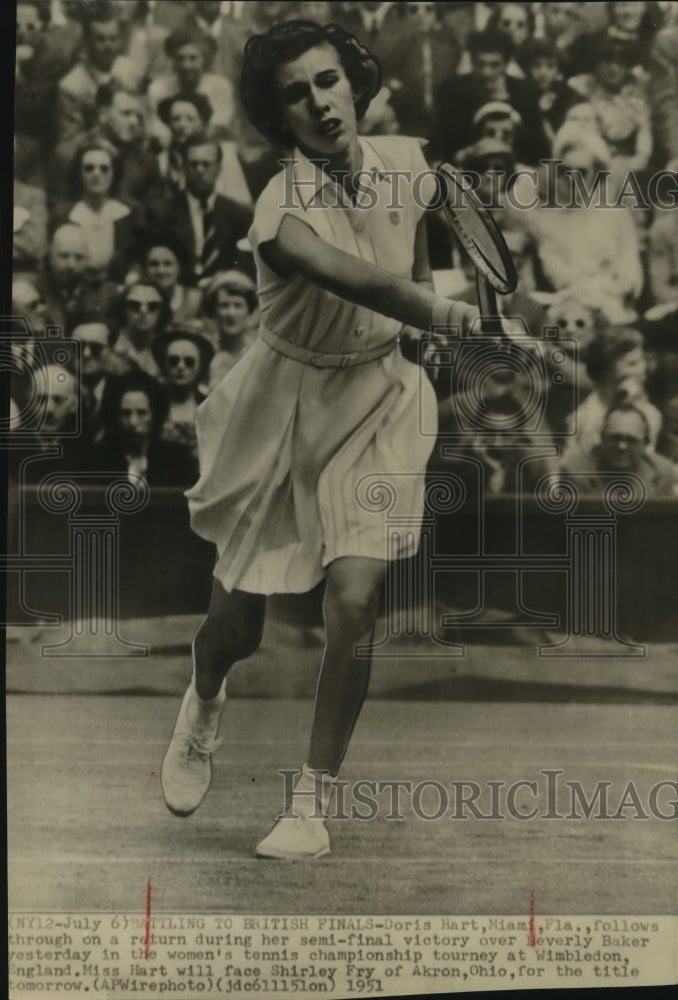 1951 Press Photo Doris Hart, Tennis Player at Wimbledon England Tournament- Historic Images