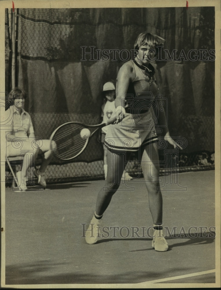 1981 Press Photo Suzanne Jarrell, Tennis Player - sas11736- Historic Images