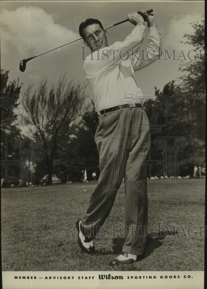 Press Photo Golfer E.J. (Dutch) Harrison in Swinging Pose on Golf Course- Historic Images