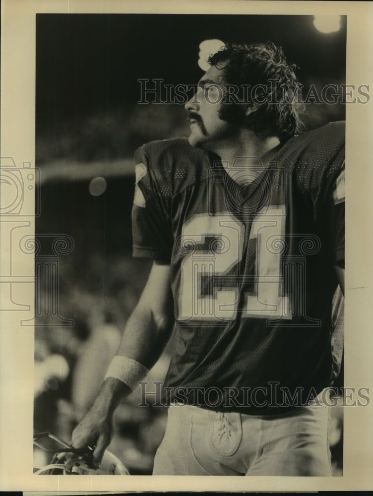 1973 Press Photo Miami Dolphins Football Player Jim Kiick on Sideline- Historic Images