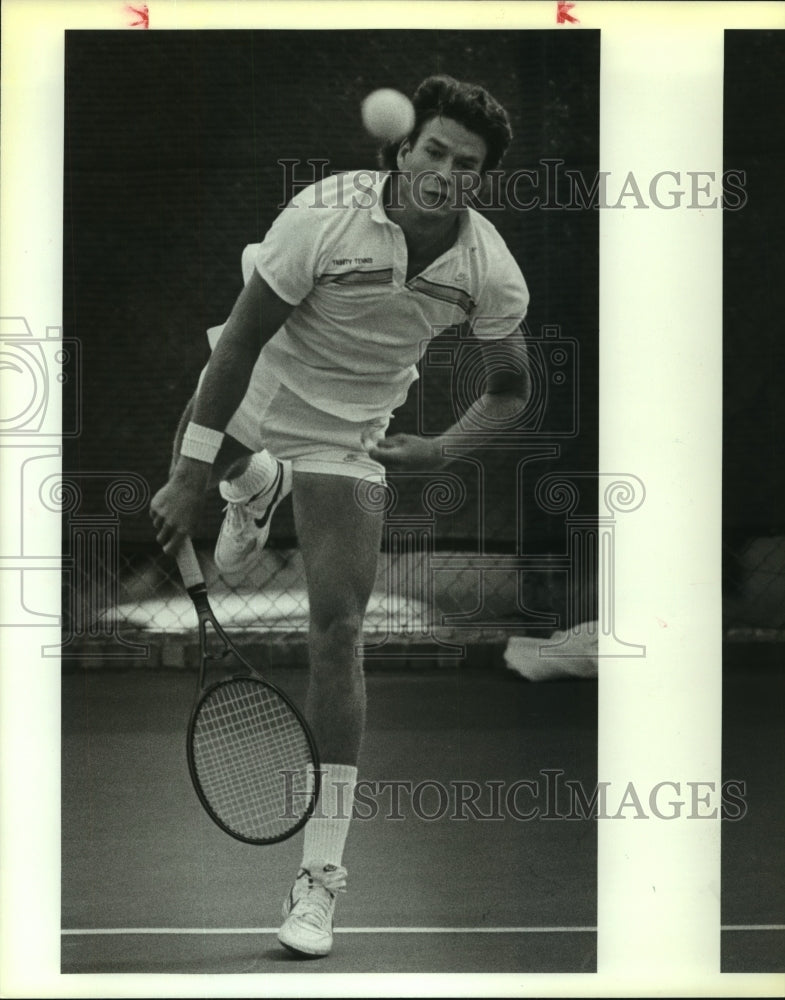 1985 Press Photo Chris Kennedy, Trinity Tennis Player - sas11825- Historic Images