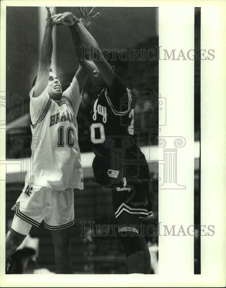 Press Photo MacArthur and Jay High School Basketball Players at Game - sas11994- Historic Images