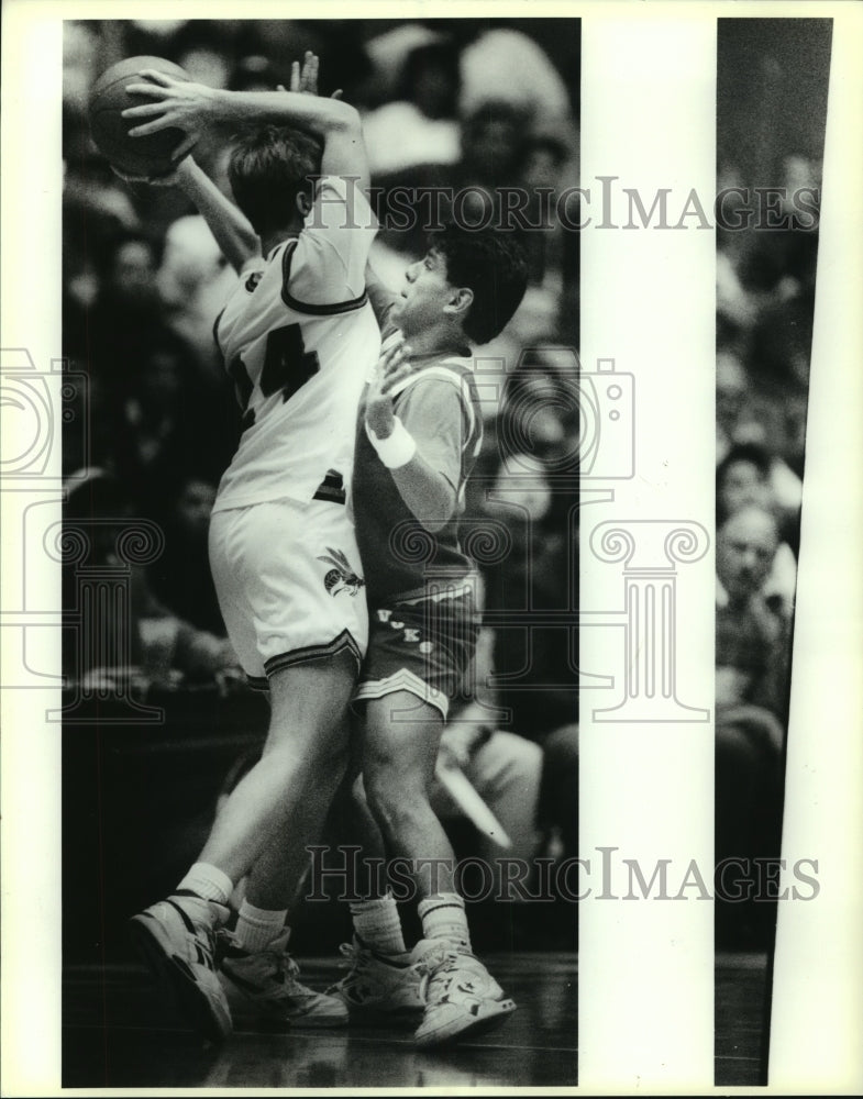 1991 Press Photo East Central and Lanier High School Basketball Players at Game- Historic Images