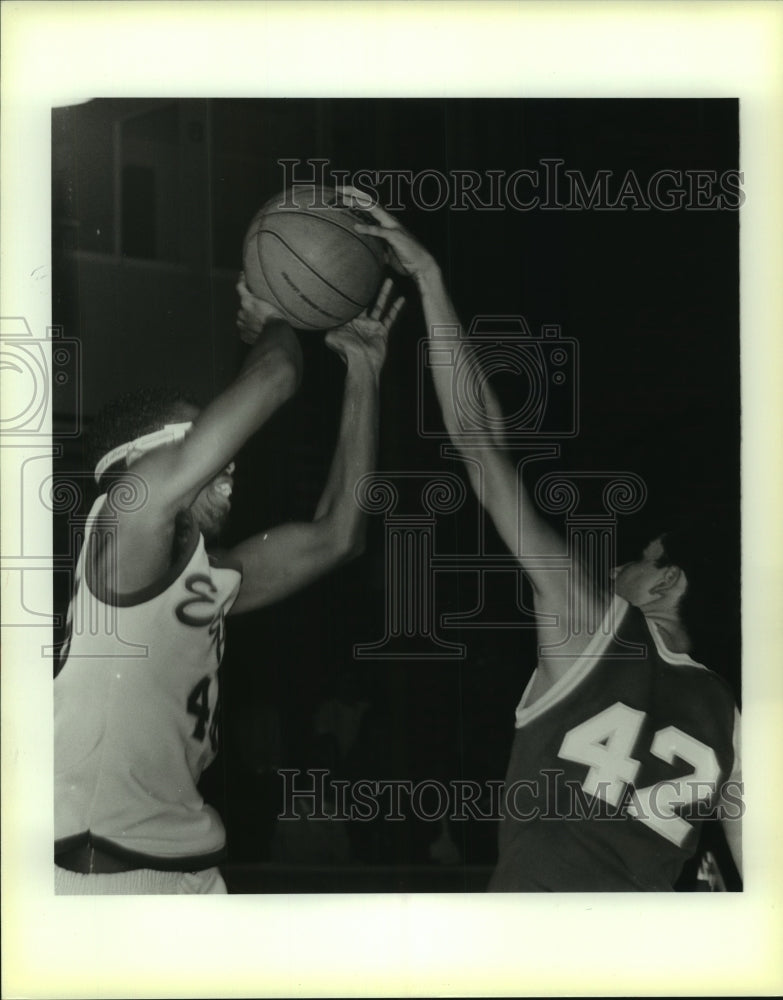 1987 Press Photo Wheatley and Lanier High School Basketball Players at Game- Historic Images