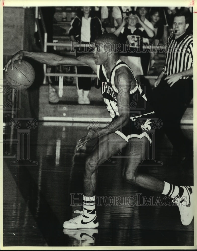 1987 Press Photo James Smith, High School Basketball Player at Game - sas12071- Historic Images