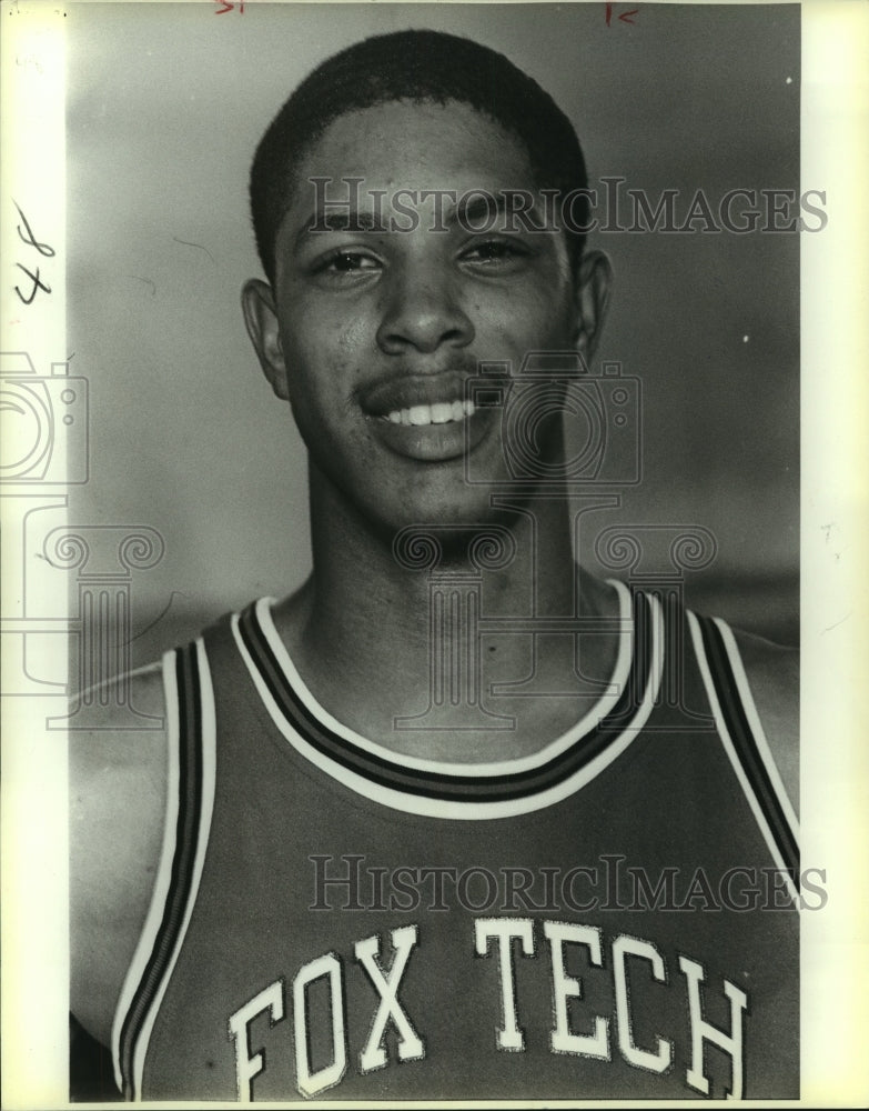 1986 Press Photo Roger Wills, Fox Tech High School Basketball Player - sas12077- Historic Images