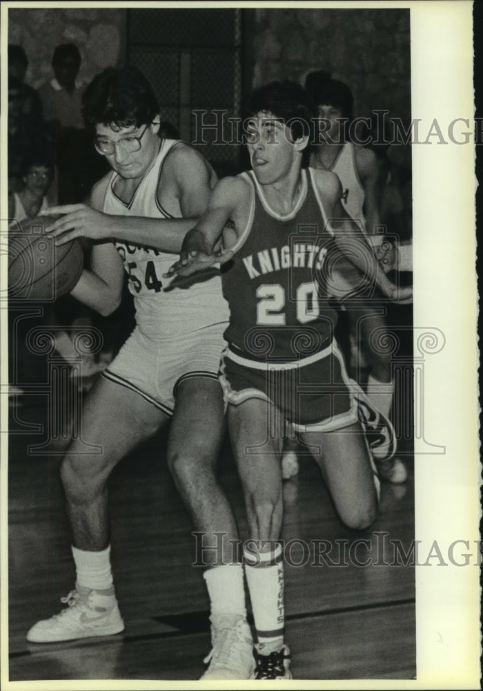 1986 Press Photo Manuel Davil, St. Augustine Knights Basketball Player at Game- Historic Images