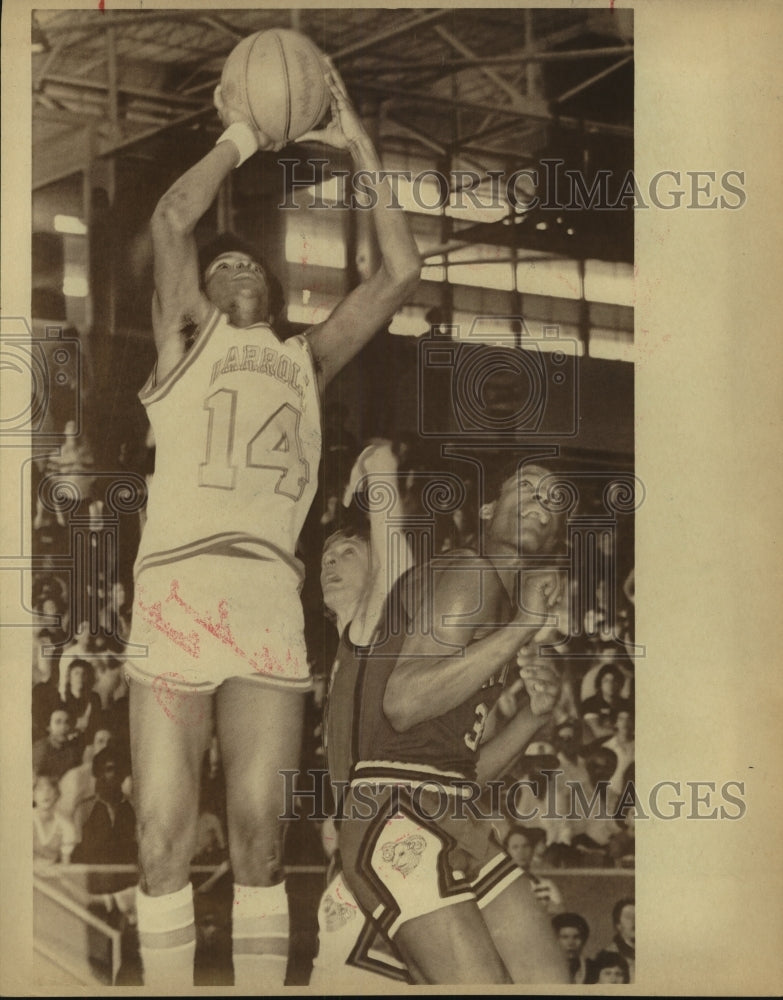 1981 Press Photo Greg Floyd, Carroll High School Basketball Player at Game- Historic Images