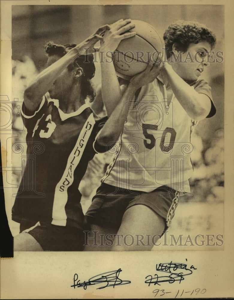 1982 Press Photo Linda Hill, Highlands High School Basketball Player at Game- Historic Images