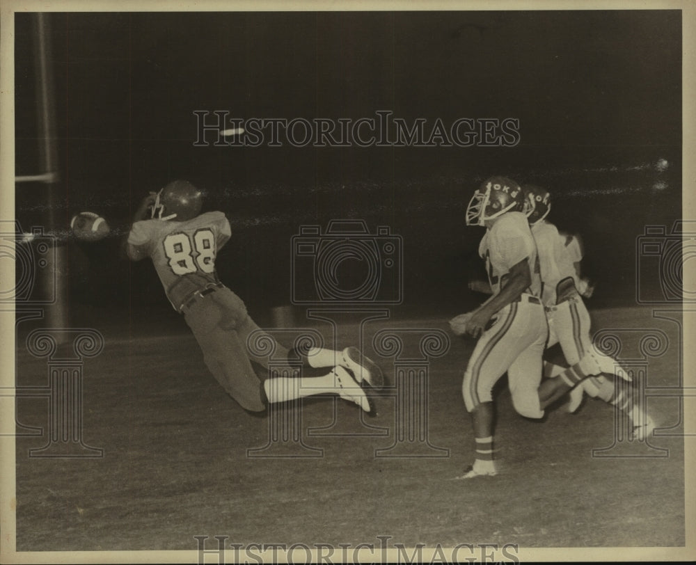 Press Photo Thaddeus Green, McCullum High School Football Player at Lanier Game- Historic Images