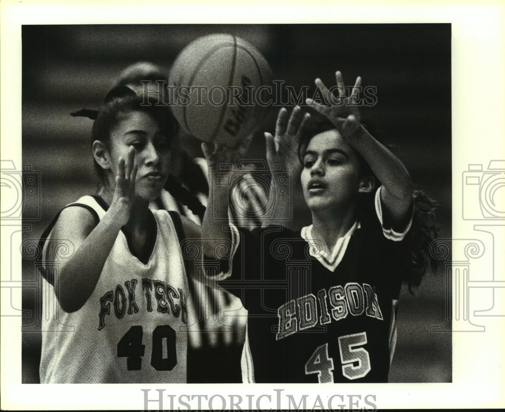 1992 Press Photo Abby Ramirez, Thomas Edison High School Basketball Player- Historic Images