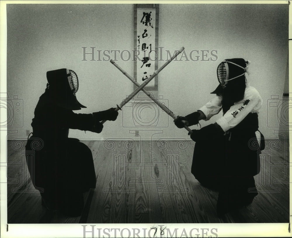 1987 Press Photo Kendo Martial Artists H. Winslow Swart and Joel A. Newson- Historic Images