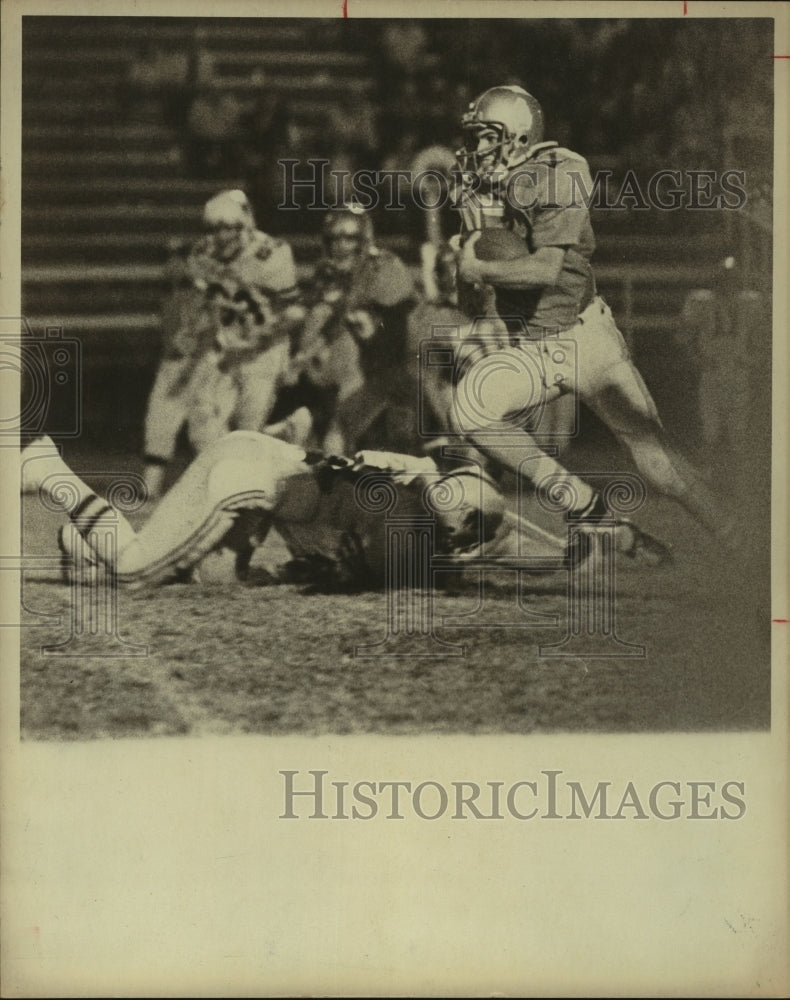 1977 Press Photo Lee High School Football Players at Game - sas12424- Historic Images